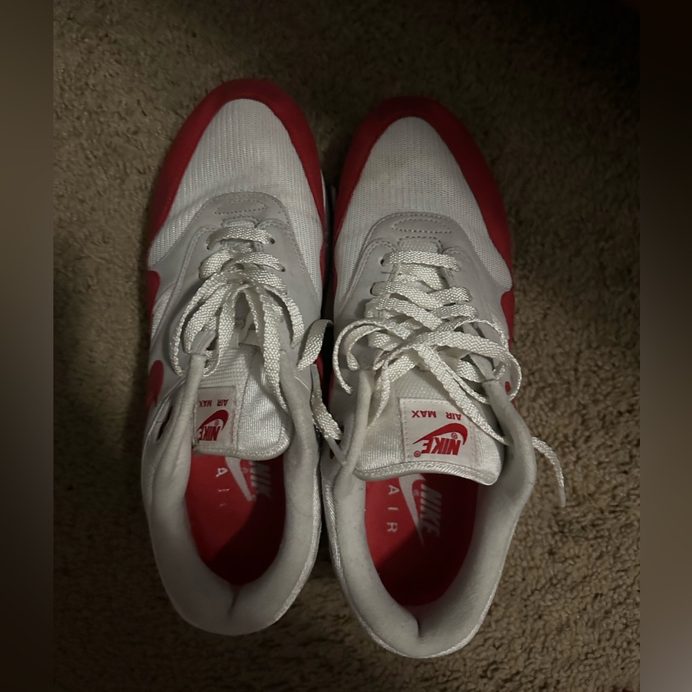 Nike Air Max 90 Red and White